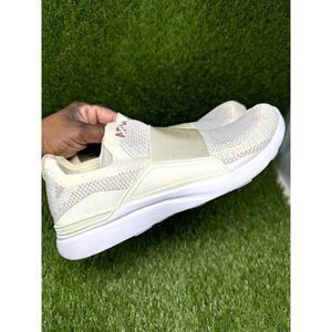 NEW APL Techloom Bliss Women's Size 11 Running Shoes White/Ivory